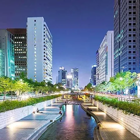 Sungshin University Station Ivy