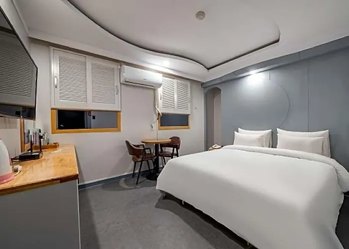 Hotel Sungshin Station Ivy Seúl